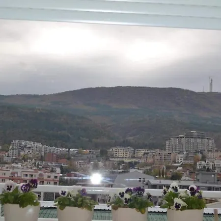 Very Big Apartment, Beautiful View